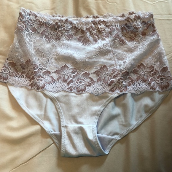Rhonda Shear Pin up Bra and Panty Set Size M - Picture 5 of 7